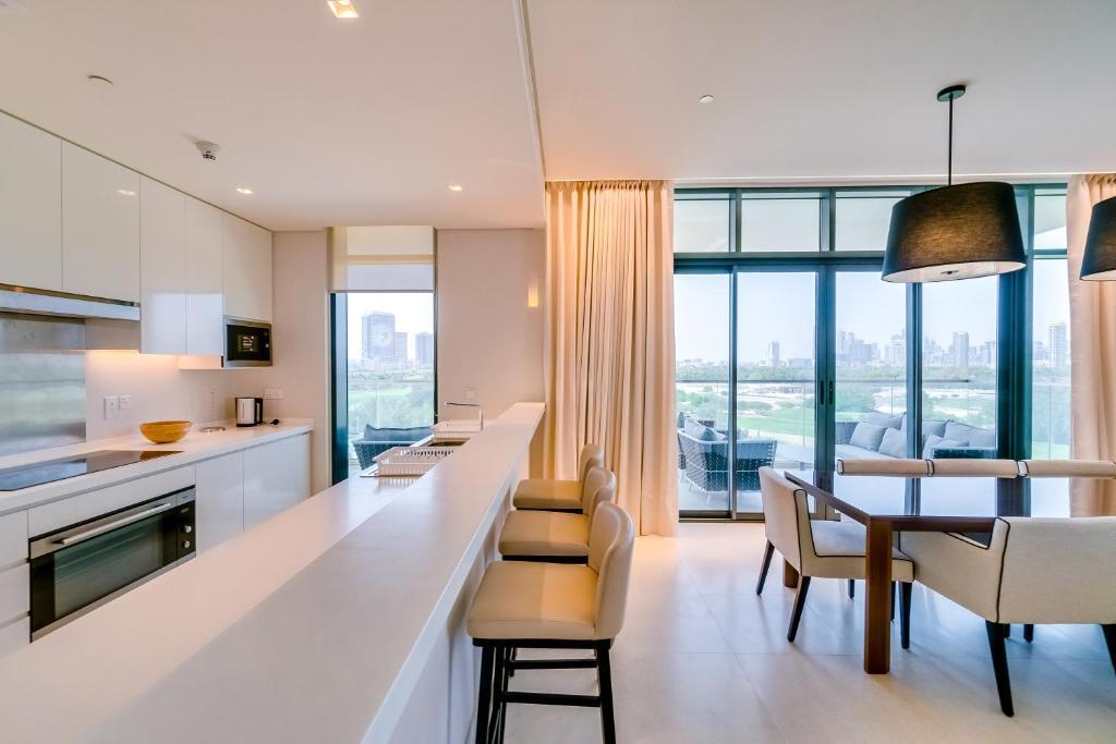 Vida Residences The Hills 4*