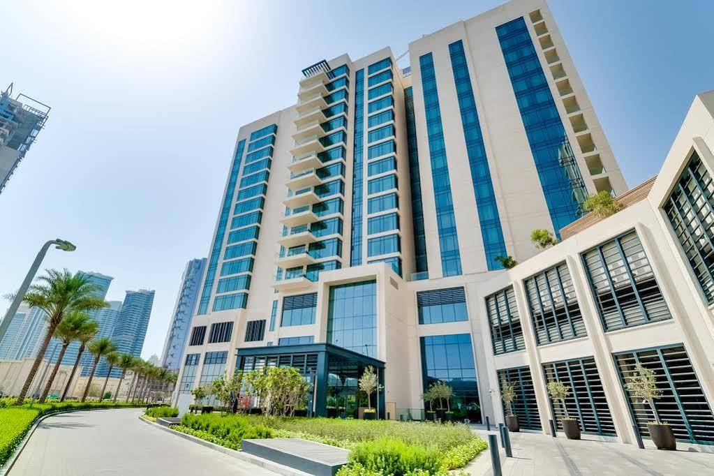 Vida Residences The Hills Hotel 4*